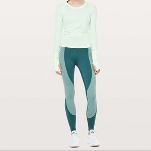 Lululemon two toned green/turquoise leggings